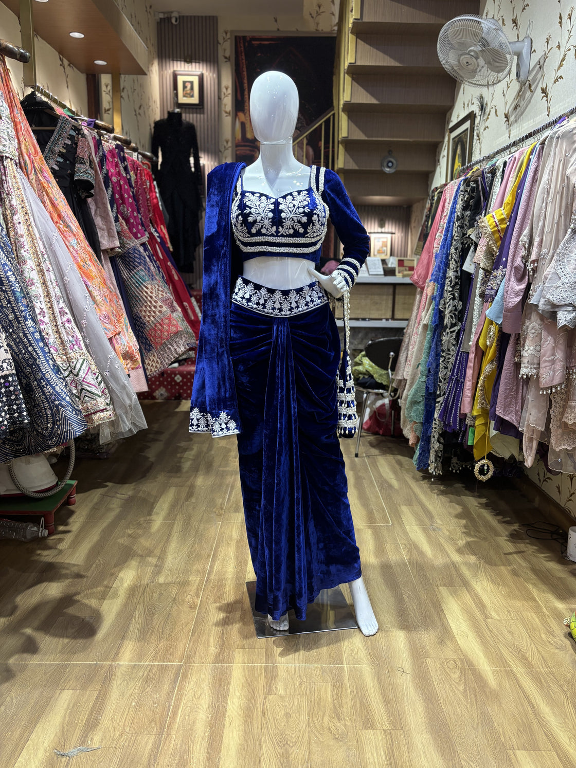 Handwork Drape Saree with Customisable Pattern